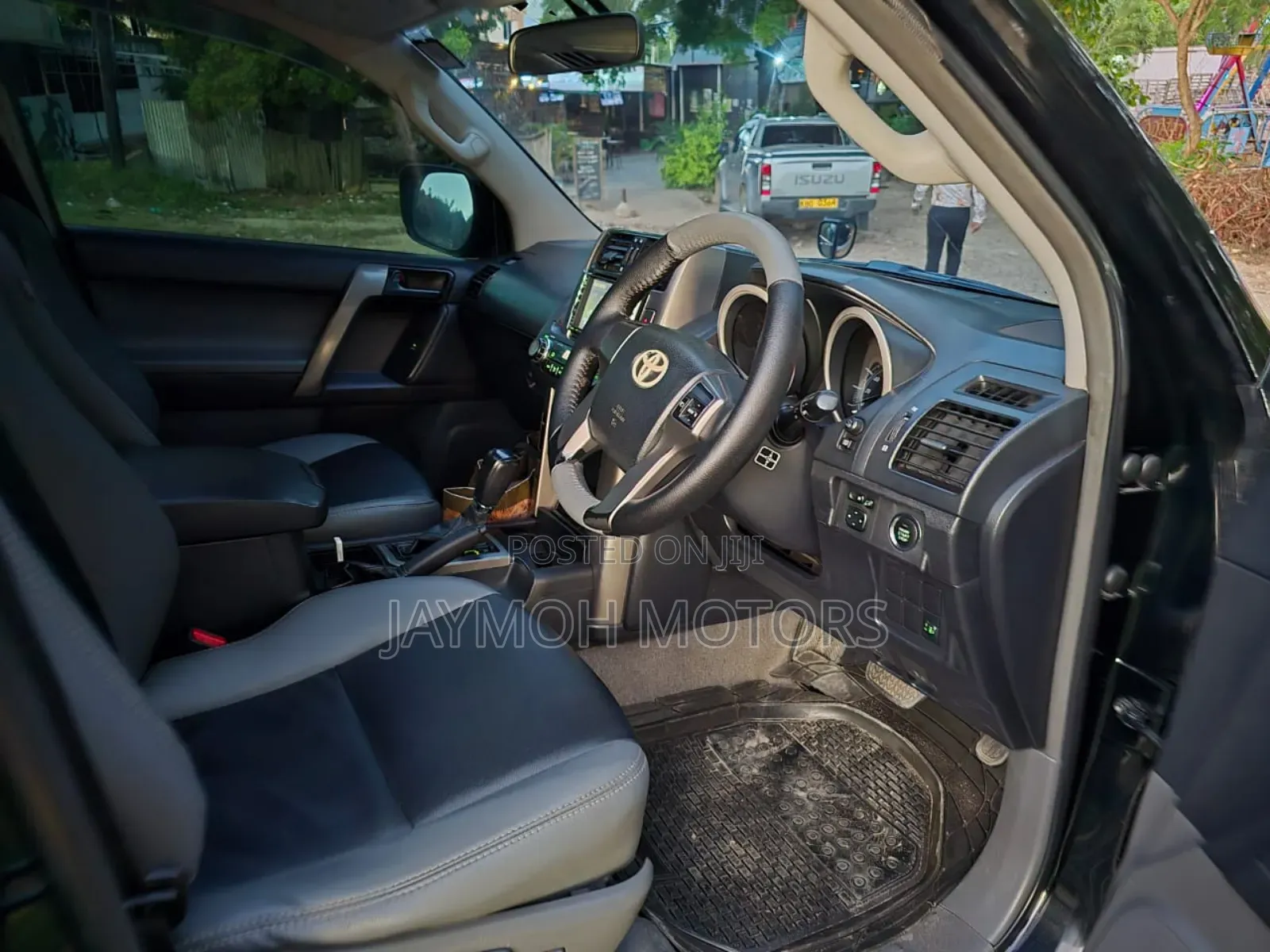 Toyota Land Cruiser Prado 2013 Black