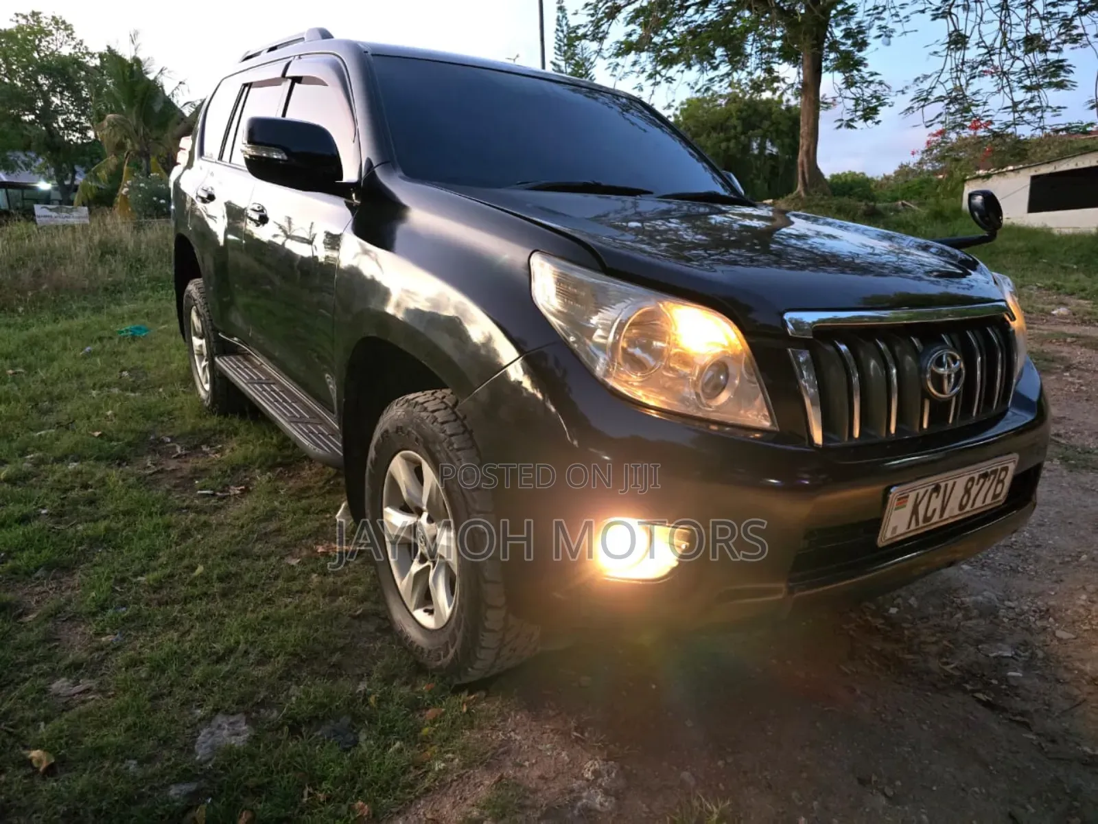Toyota Land Cruiser Prado 2013 Black