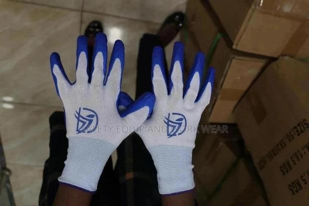 Diamond Grip Gloves (Light Weight) - main view