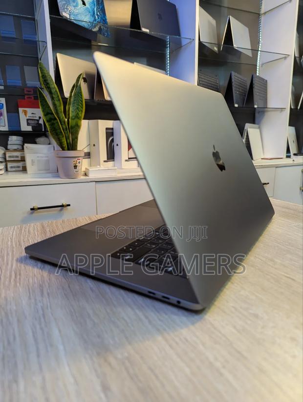 Laptop Apple MacBook Pro 2016 16GB Intel Core I7 SSD 512GB - thumbnail 2
