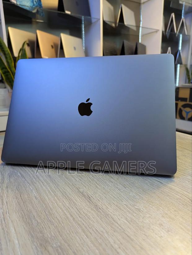 Laptop Apple MacBook Pro 2016 16GB Intel Core I7 SSD 512GB - thumbnail 3