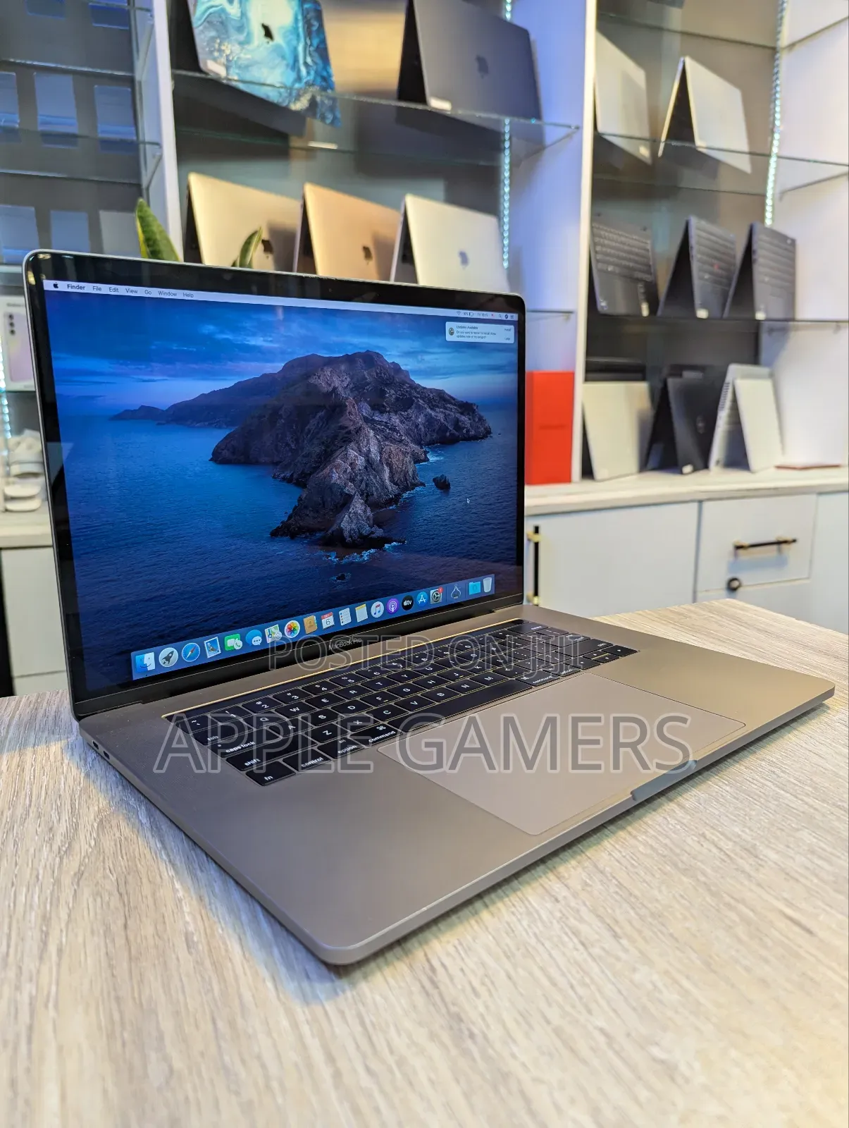 Laptop Apple MacBook Pro 2016 16GB Intel Core I7 SSD 512GB