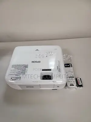 EB-W06^Epson EB-W06 Projector 3LCD Technology 3,700 Lumen