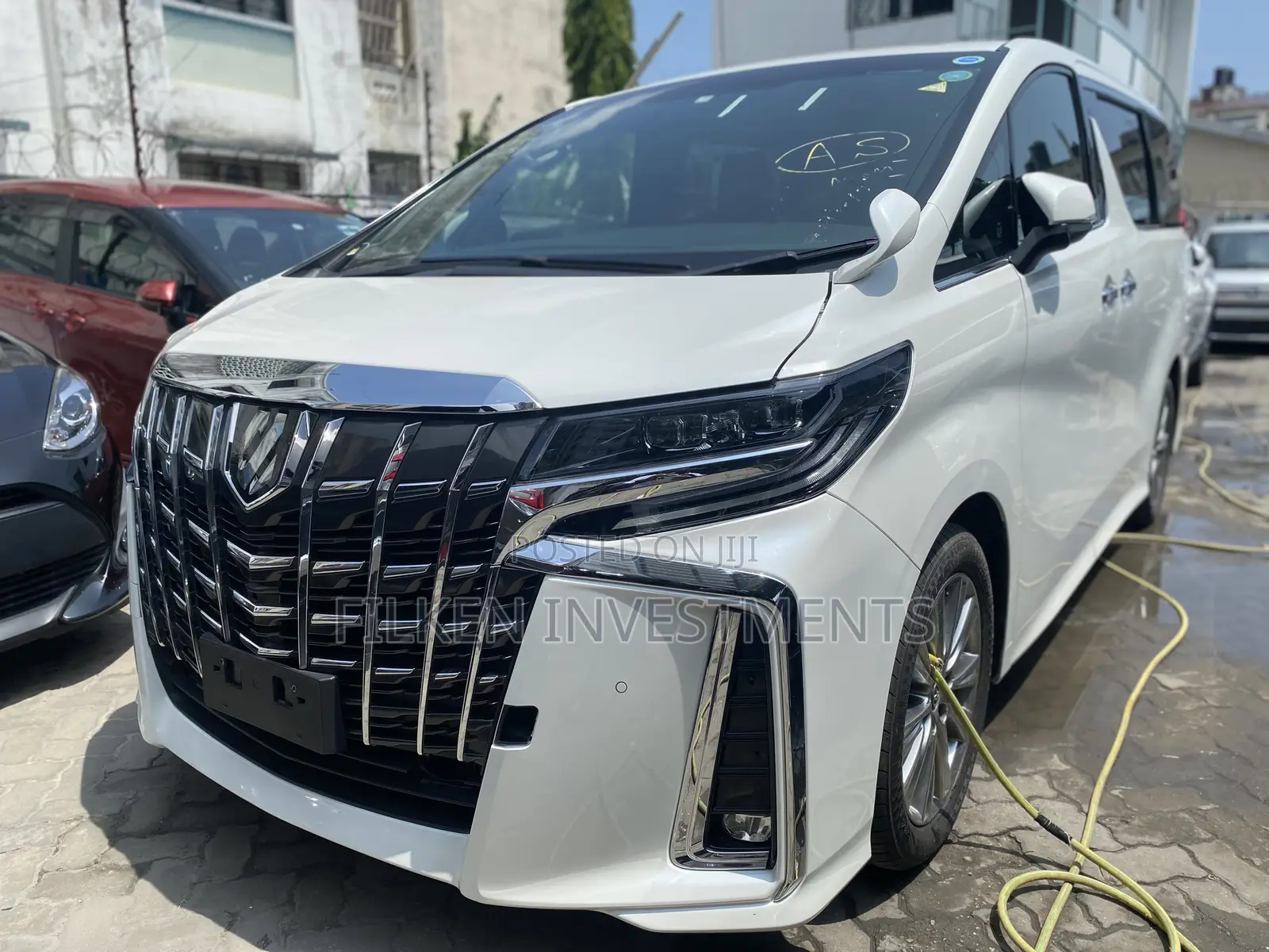 Toyota Alphard 2.5 Petrol FWD 2018 White