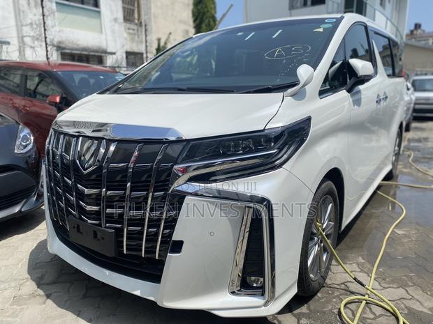 Toyota Alphard 2.5 Petrol FWD 2018 White