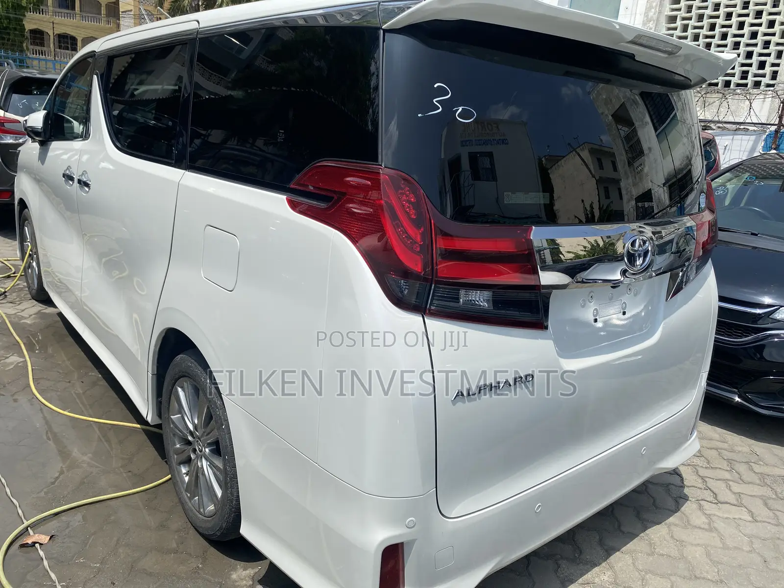 Toyota Alphard 2.5 Petrol FWD 2018 White