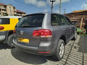 Volkswagen Touareg Automatic 2003 Gray