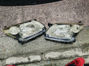 Toyota IST Headlights