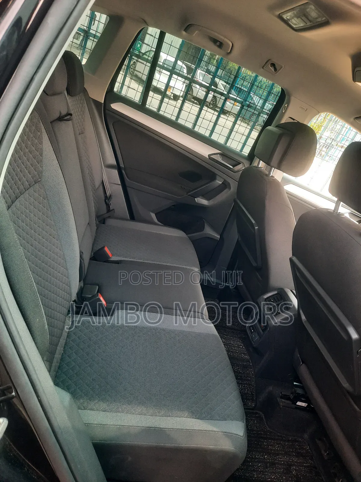 Volkswagen Tiguan 2.0T SE FWD 2018 Black
