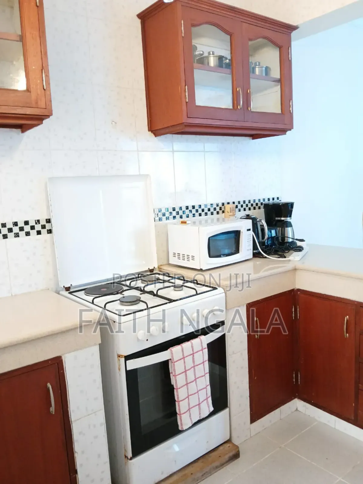 1 Bedroom Airbnb Nyali With Backup Generator Inside Apt.