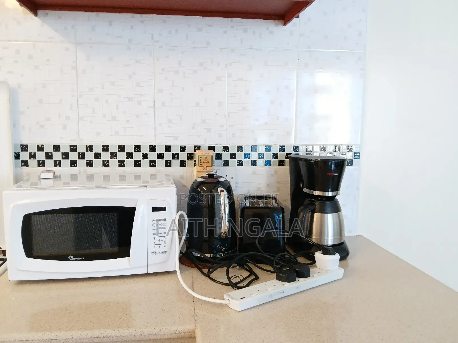 1 Bedroom Airbnb Nyali With Backup Generator Inside Apt.