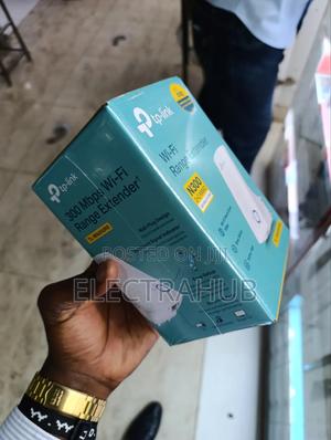 Tp Link Wi-Fi Range Extender N300 Brand New Sealed - main view