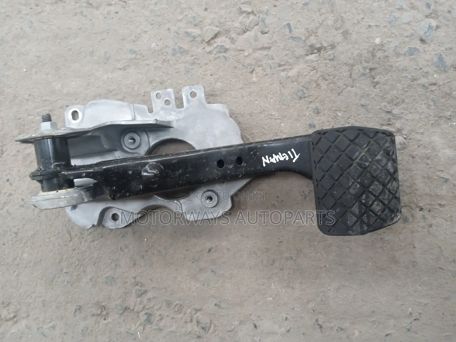 Volkwagen Tiguan Brake Pedal