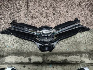 Toyota Auris Grill
