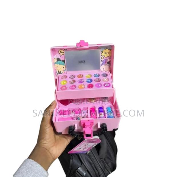 Kids Makeup Kit - main view