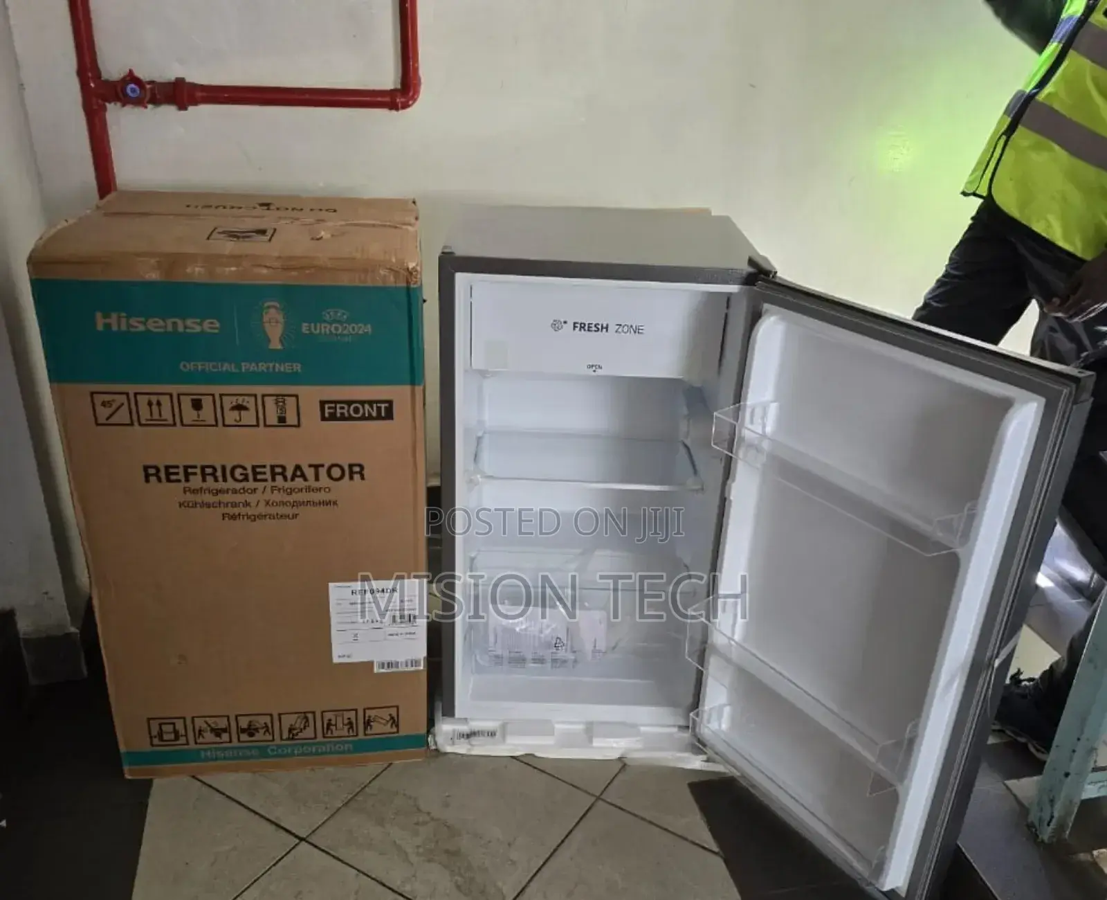 Hisense Single Door Fridge 94L REF094DR