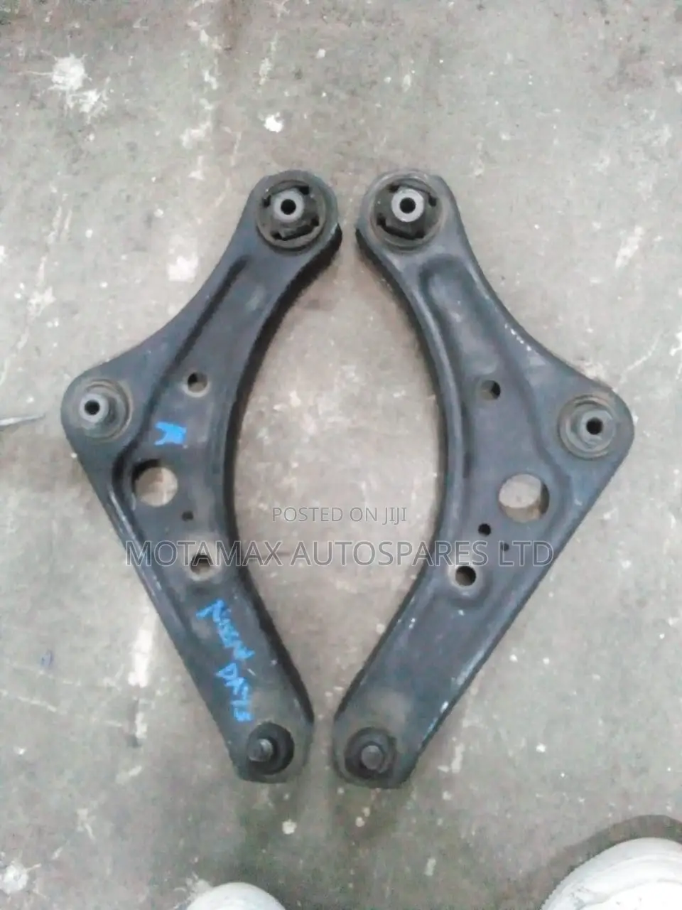 2017 Nissan Dayz B21W Control Arms