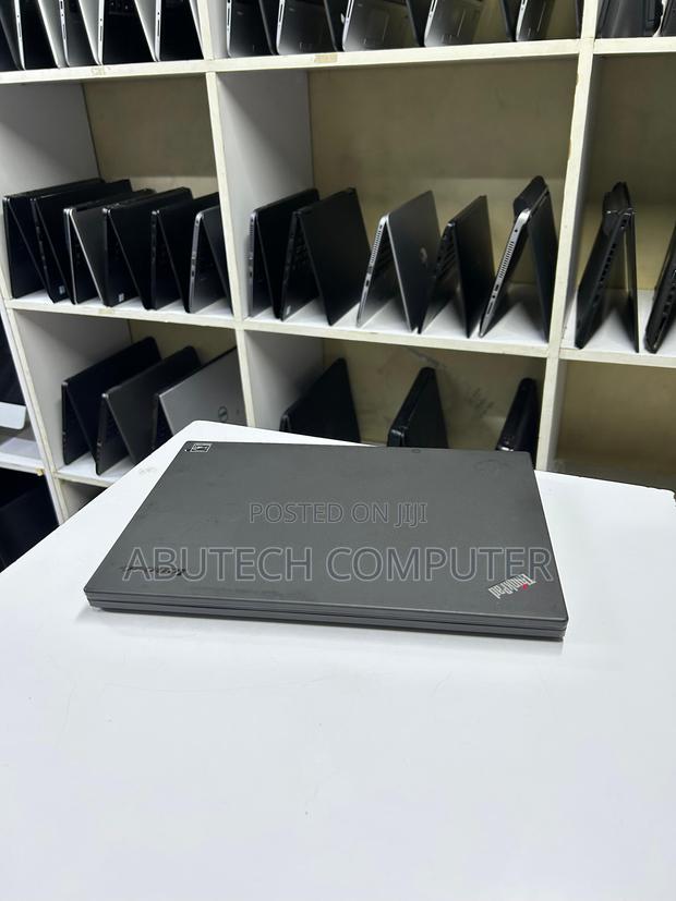 Laptop Lenovo ThinkPad X240 4GB Intel Core I5 HDD 320GB - main view