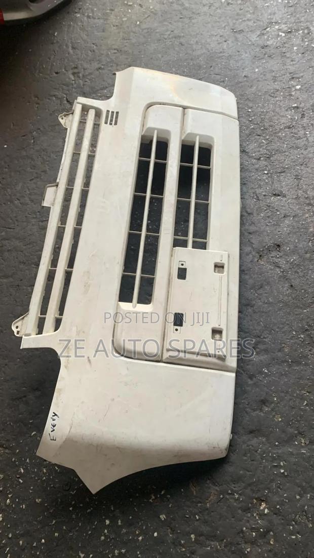 Suzuki Every Front Bumper - main view