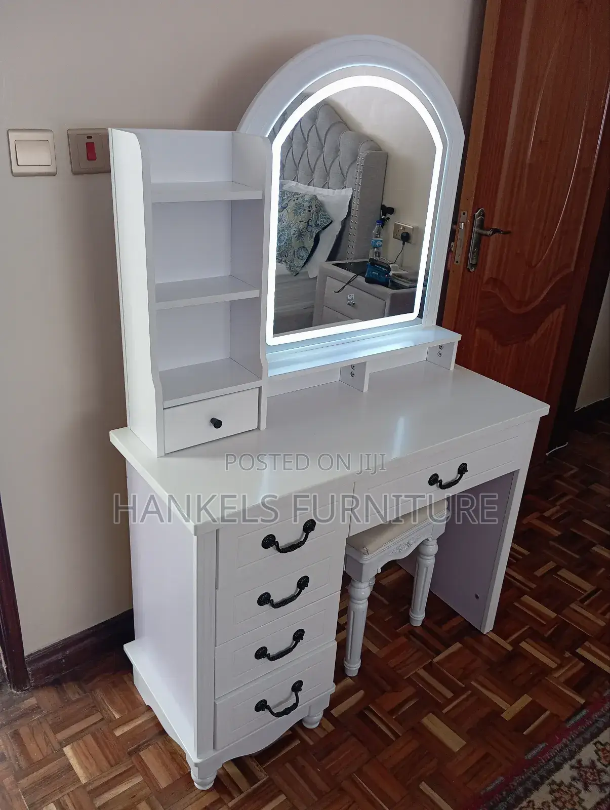 Hd Dressing Table