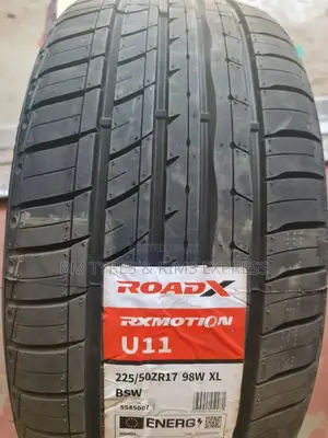225 /50 R17 Roadx