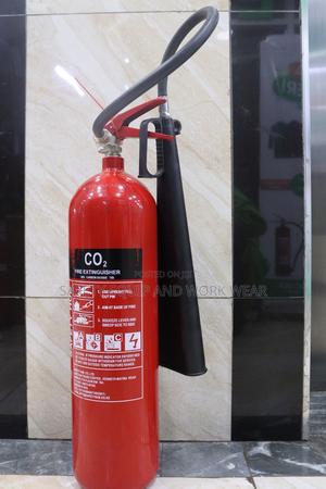CO2 Fire Extinguisher Small - thumbnail 2