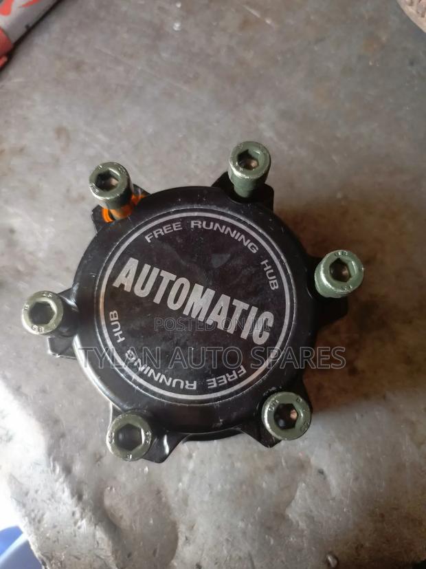 Navara Hardbody Free Hub