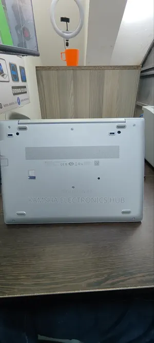 Laptop HP EliteBook 840 G5 8GB Intel Core I5 SSD 256GB