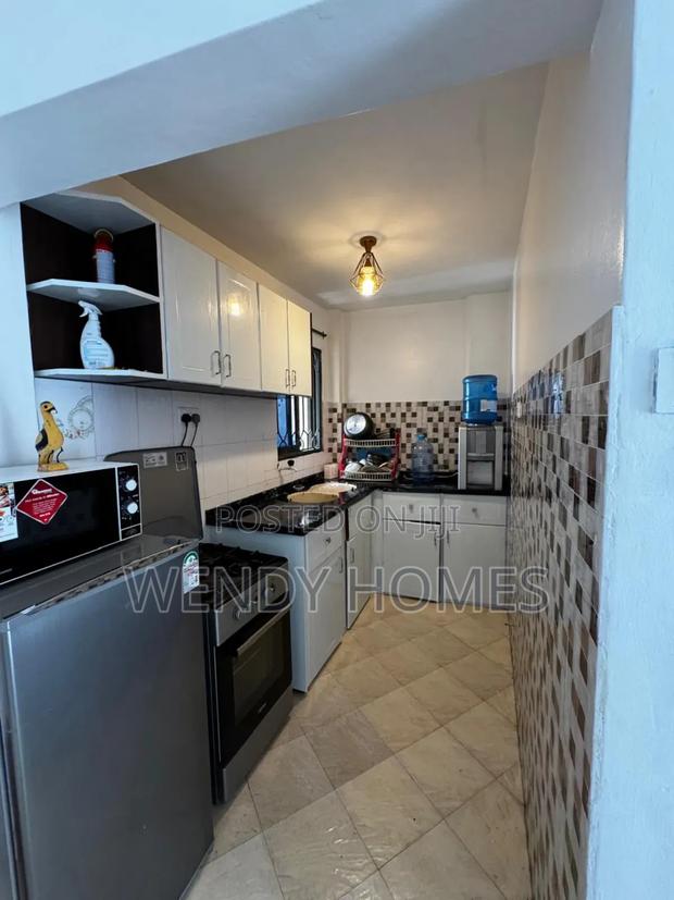One Bedroom Airbnb - thumbnail 9