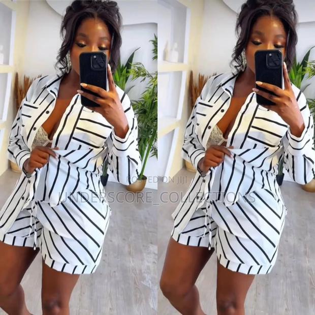 2 Piece Short Available Stripes . - thumbnail 2