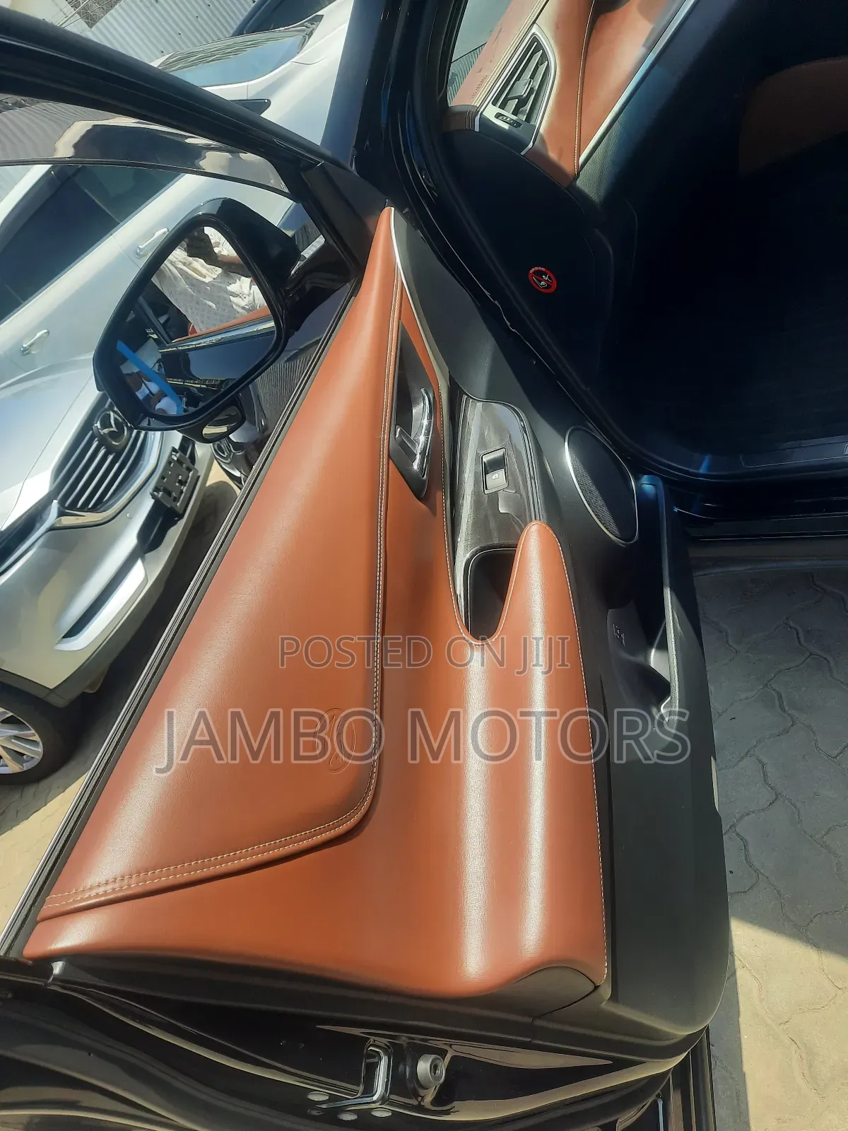 Toyota Harrier 2.0 2018 Black
