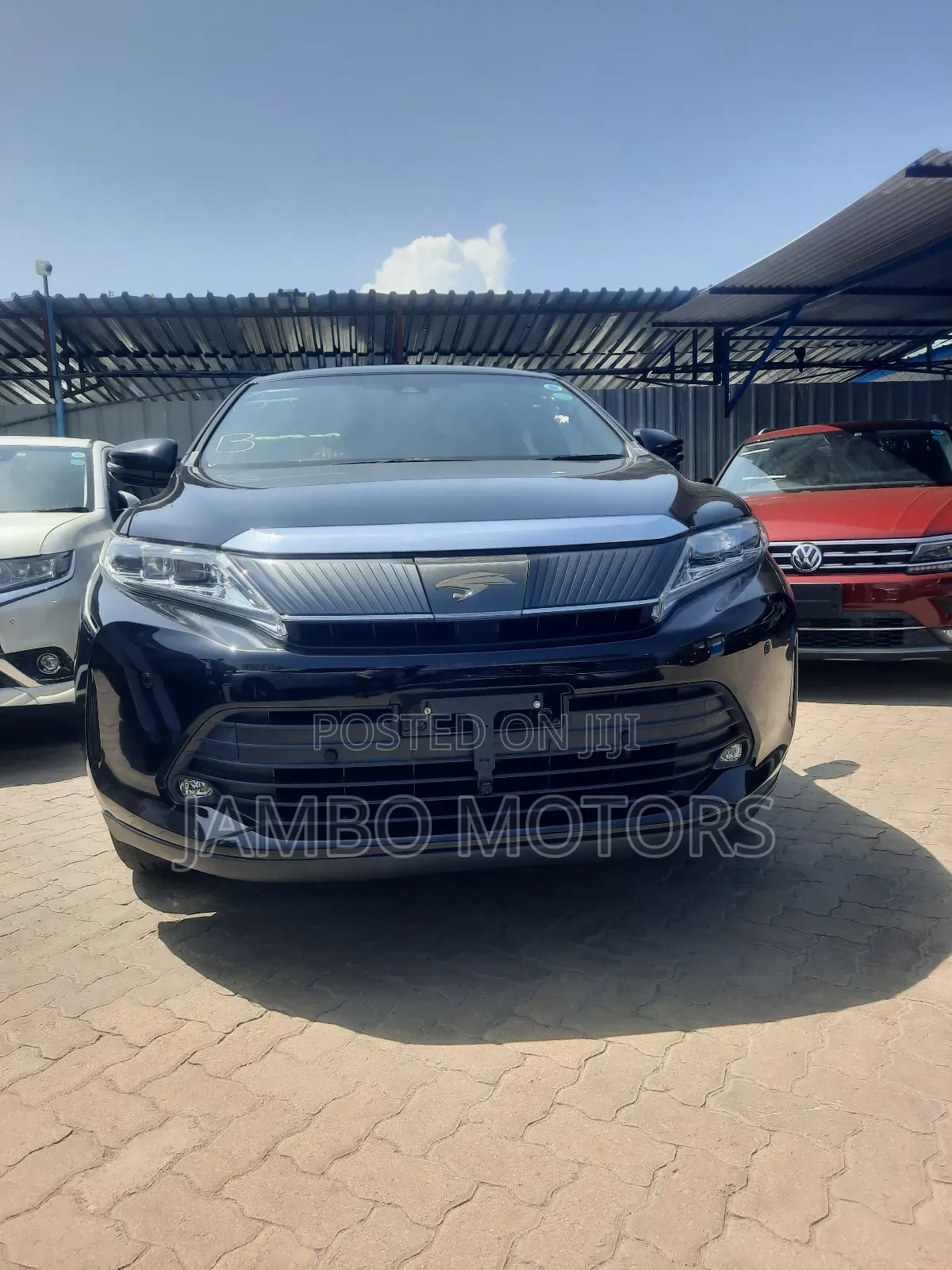 Toyota Harrier 2.0 2018 Black