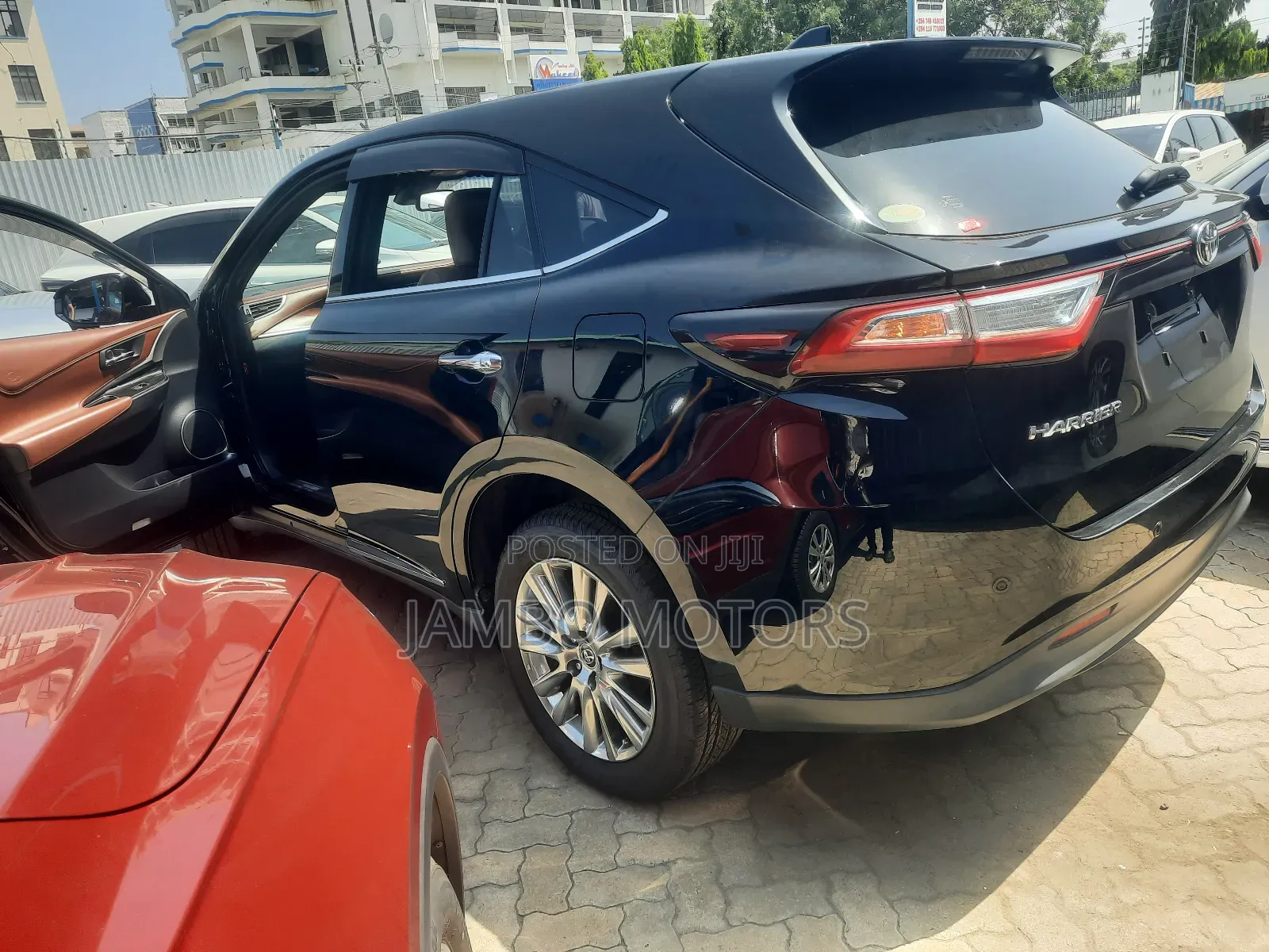Toyota Harrier 2.0 2018 Black