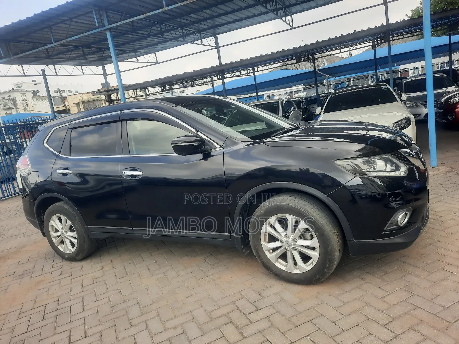 Nissan X-Trail 2.0 Petrol AWD 2016 Black
