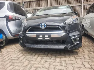 Toyota Sienta 1.5 Hybrid FWD 2018 Black