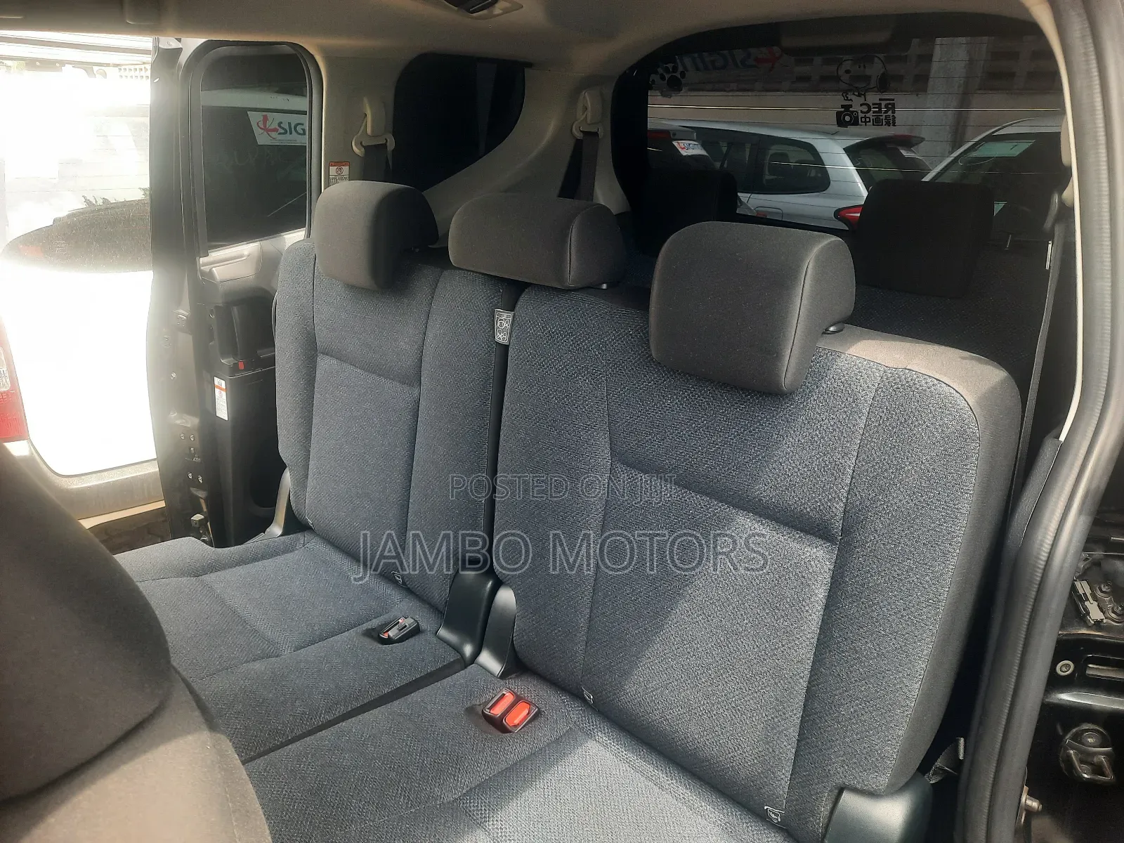 Toyota Sienta 1.5 Hybrid FWD 2018 Black