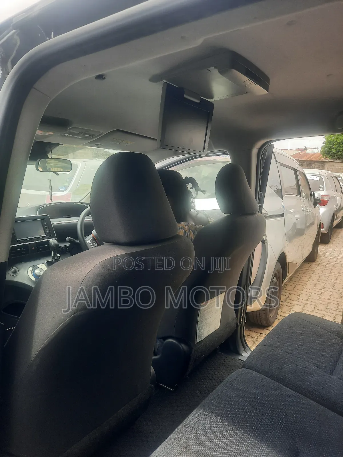 Toyota Sienta 1.5 Hybrid FWD 2018 Black