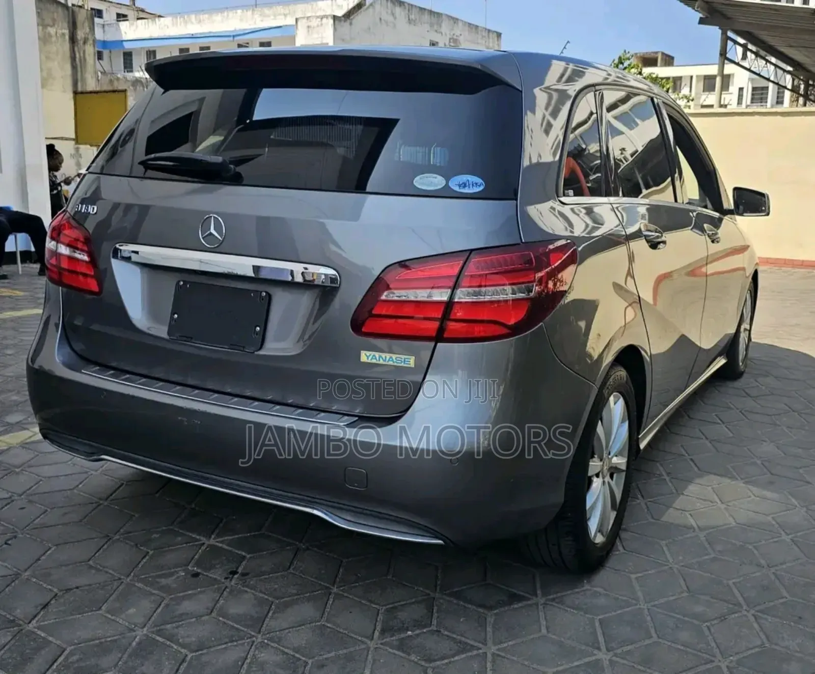 Mercedes-Benz B-Class B180 Petrol 2018 Gray