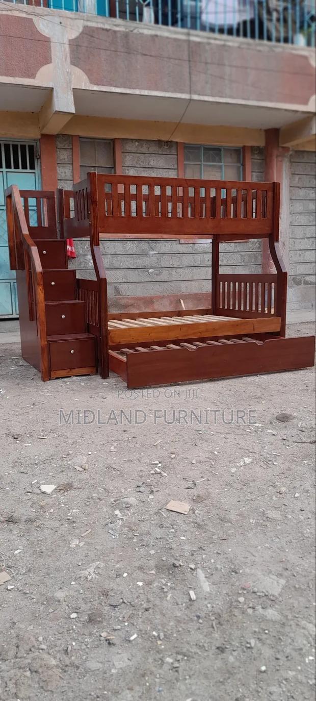 Mahogany Double Decker With Pullout Bed - thumbnail 3