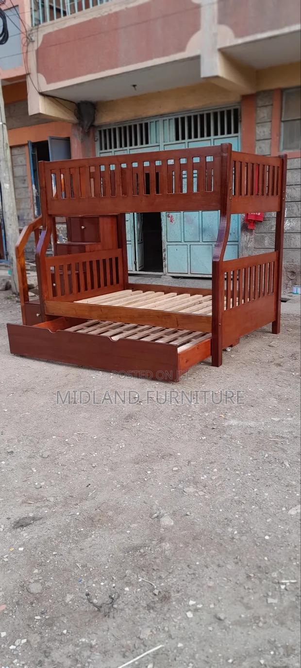 Mahogany Double Decker With Pullout Bed - thumbnail 2