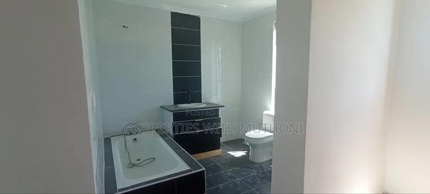 4bdrm Mansion in Muthwani for sale - thumbnail 13
