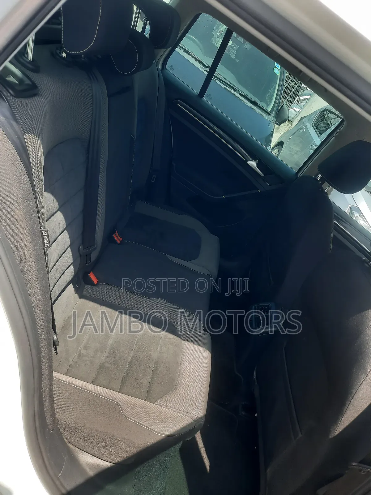 Volkswagen Golf Variant 2018 White