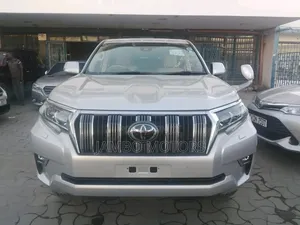 Toyota Land Cruiser Prado 2.8 2019 Silver