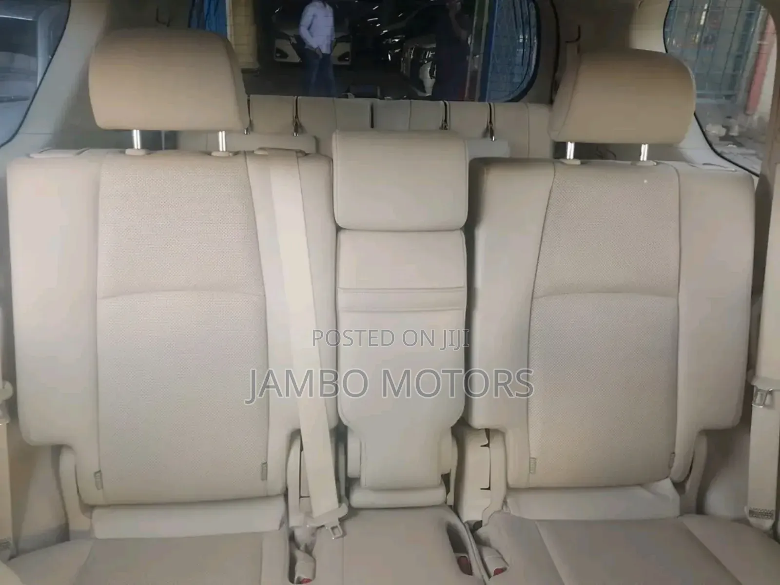 Toyota Land Cruiser Prado 2.8 2019 Silver