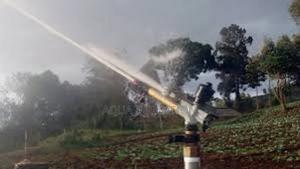 Aquashield Rain Gun – Protects and Waters Your Fields. - thumbnail 2