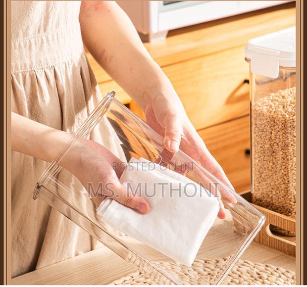 2.3 L Bpa-Free, Food-Grade Acrylic Cereal Jar - thumbnail 4