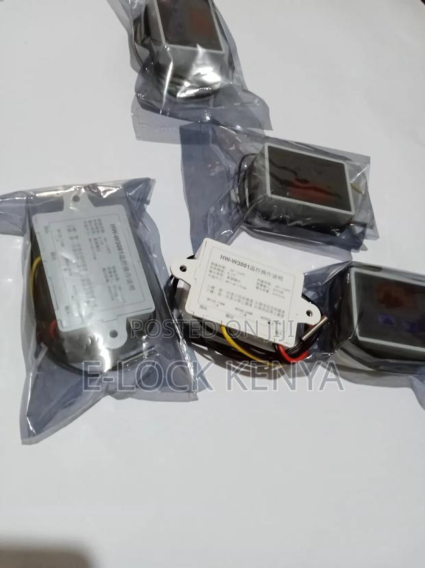 DC Thermostat - main view