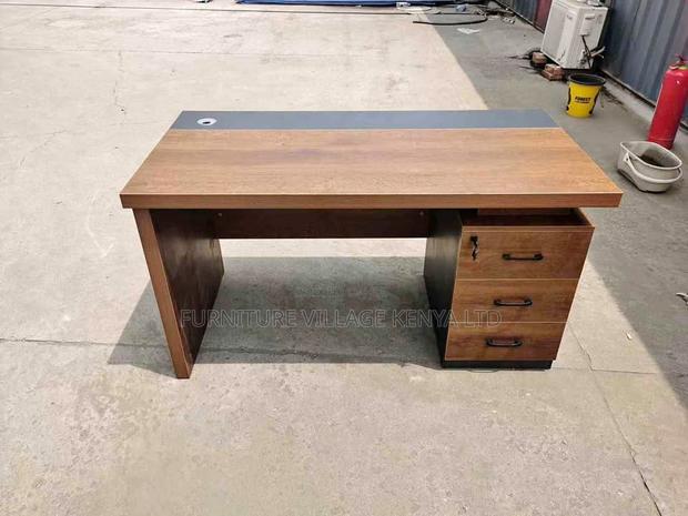 Office Desks; 1400mm Executive Boss Office Table With Drawer - main view