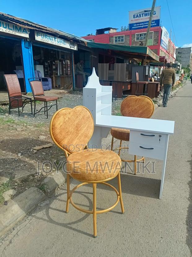 Manicure Set, White and Gold - main view