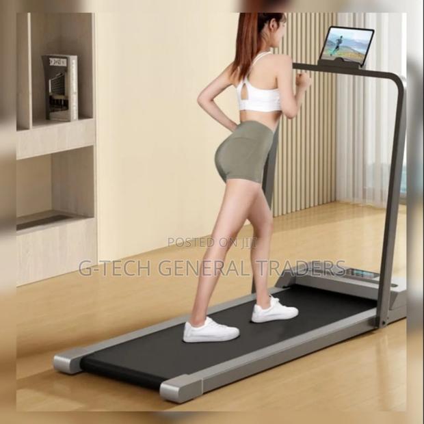 Portable Motorised Treadmill With a Remote - main view